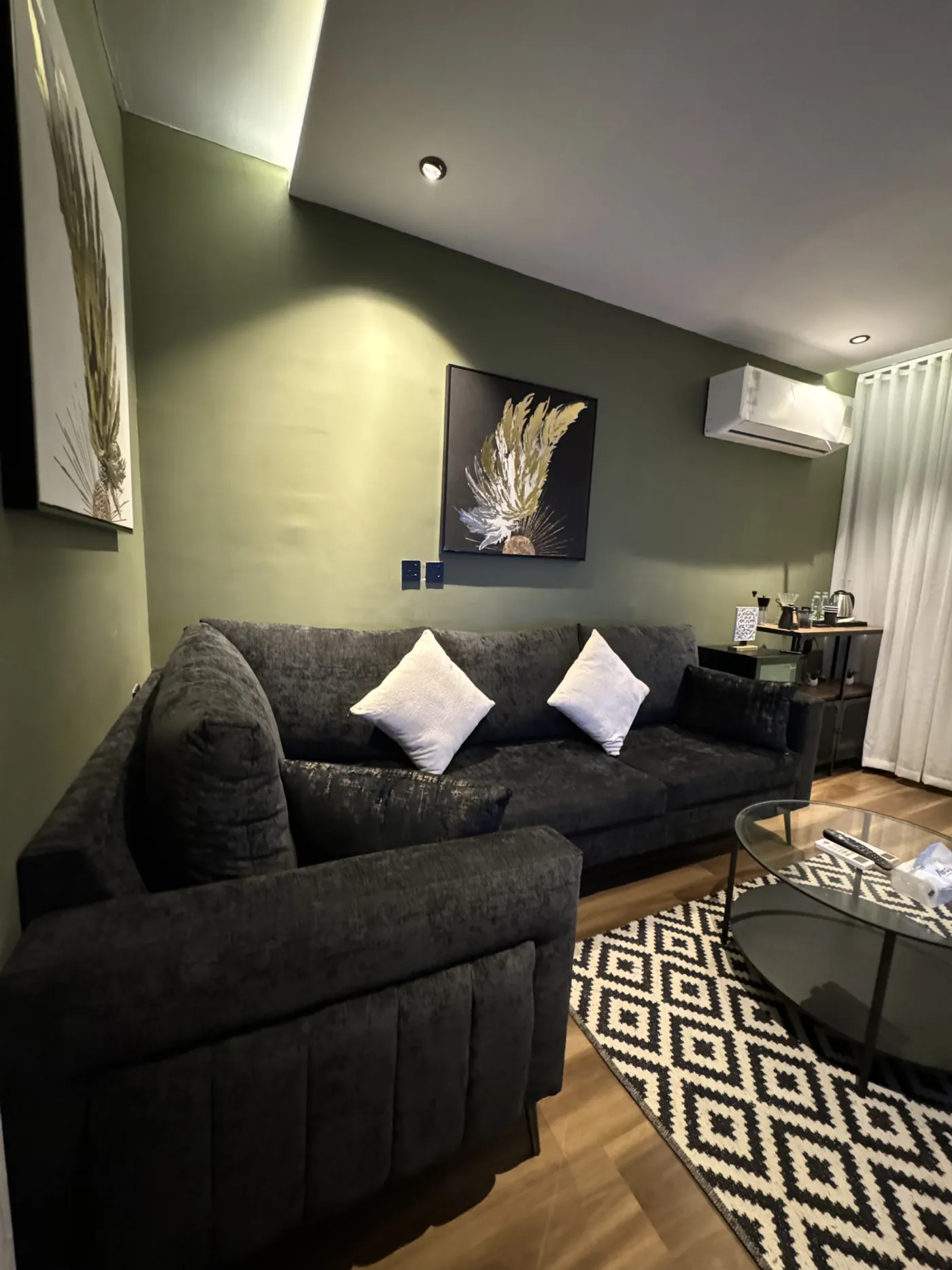 Qo_CFIlZzzI3dCTbQL4moxoI3zx6Gyqv